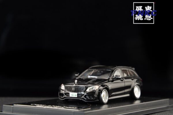 DCM 1/64 賓士 C63S W206 黑色 低趴版