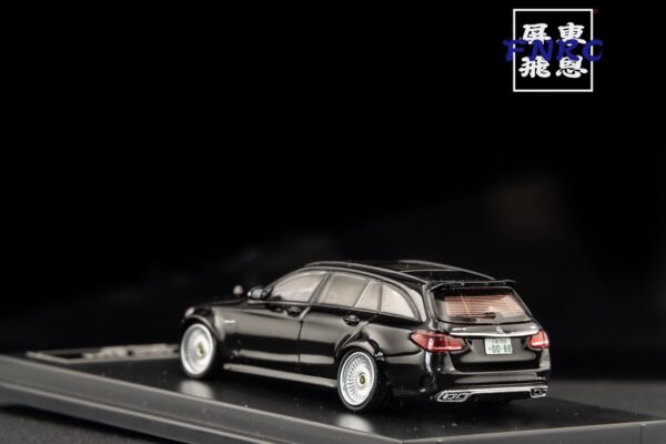 DCM 1/64 賓士 C63S W206 黑色 低趴版