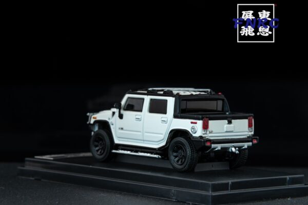 《車友代標》 LuLu Model 1/64 悍馬 H2 白色