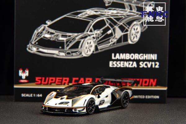 《車友代標》 HH 香港鴻興 1/64 藍寶堅尼 Essenza SCV12 引擎蓋可開