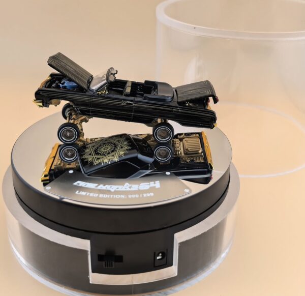 《車友代標》 佛山會展限定 1/64 Fine Works 英帕拉 黑金塗裝 豪華版 附電動旋轉平台