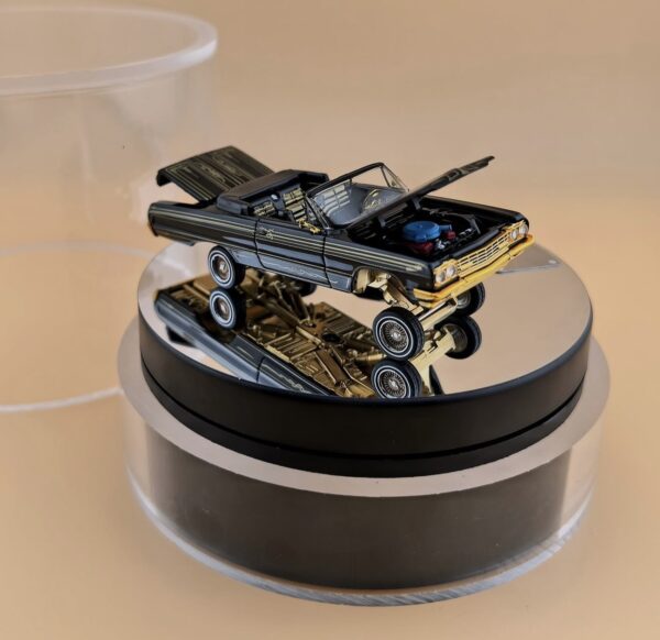 《車友代標》 佛山會展限定 1/64 Fine Works 英帕拉 黑金塗裝 豪華版 附電動旋轉平台