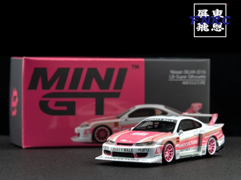 MINI GT No.1239 Nissan LBWK Silvia S15 少女粉