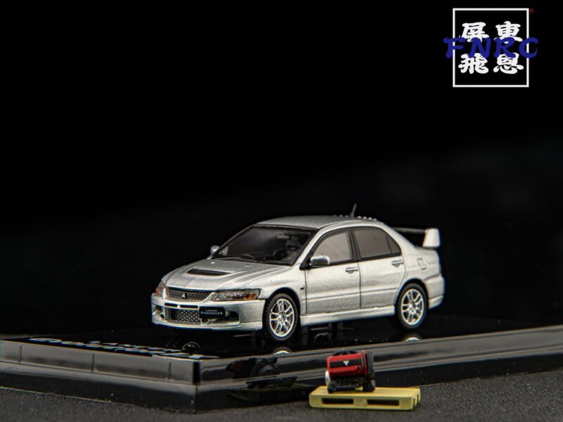 《車友代標》 HJ64 三菱 EVO9 GSR銀色 附引擎擺件