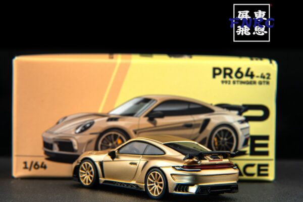 《車友代標》 POPRACE 1/64 保時捷 992 STINGER GTR 消光金