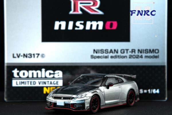 《車友代標》 TLV 1/64 精品 Nissan GTR R35 Nismo 銀色
