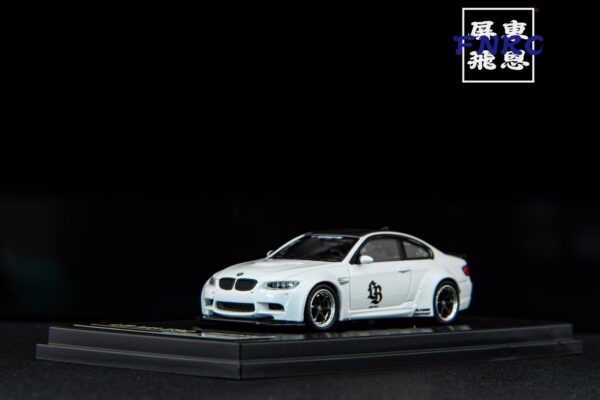 《車友代標》 Fine model 1/64 BMW LBWK E92 M3 白色