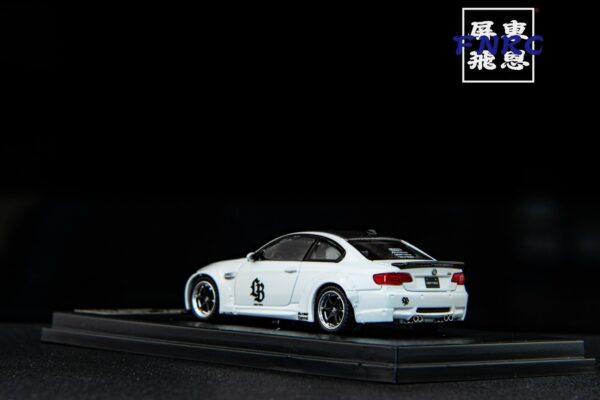 《車友代標》 Fine model 1/64 BMW LBWK E92 M3 白色