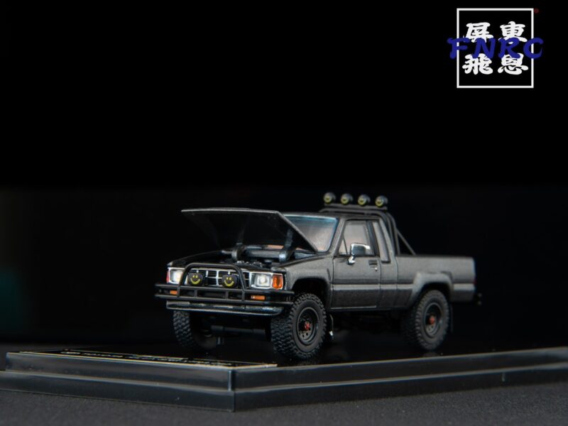 《車友代標》 GCD 1/64 Toyota 海力士 SR5 引擎蓋可開 《車友代標》 GCD 1/64 Toyota 海力士 SR5 引擎蓋可開