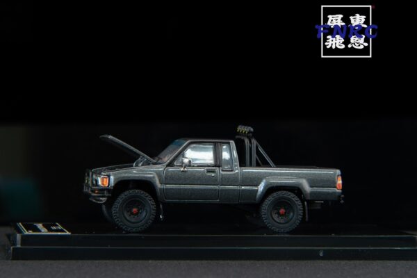 《車友代標》 GCD 1/64 Toyota 海力士 SR5 引擎蓋可開