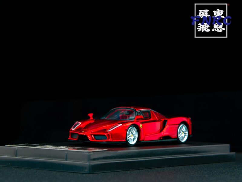 《車友代標》 AgitAtor 1/64 法拉利 Enzo 標準紅 《車友代標》 AgitAtor 1/64 法拉利 Enzo 標準紅