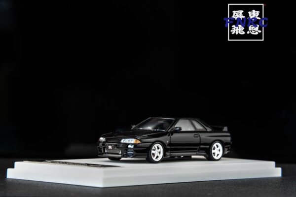 《車友代標》 FH 1/64 Nissan GTR R32 原廠黑 引擎蓋可開
